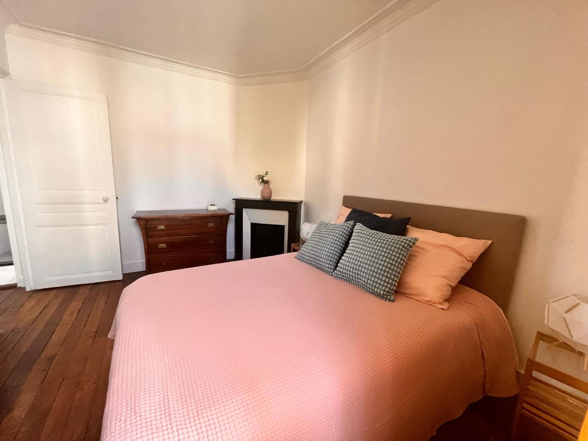 Reve D'Ete A Paris Apartment ภายนอก รูปภาพ